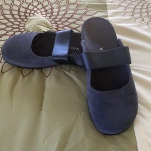 Women’s Vionic Shoes